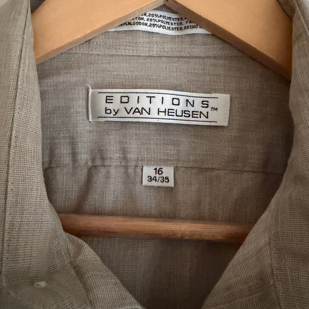 Van Heusen Light Gray Casual Button-Down Shirt - Picture 3 of 4